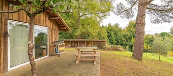 Holiday Home “Le Tertre Camillac” with Private Garden, Balcony & Wi-Fi