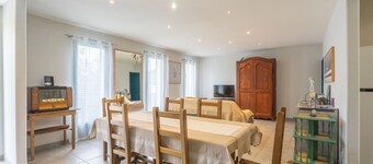 Holiday Home “Le Tertre Camillac” with Private Garden, Balcony & Wi-Fi