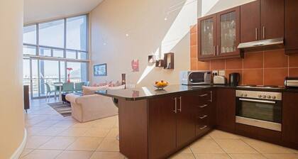 3BR Coastal Stay | Balcony, BBQ & Views by CTHA