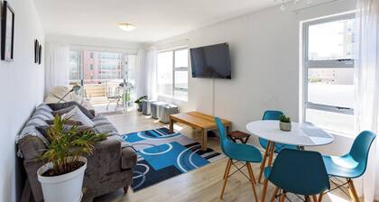 2br Coastal Stay | Walk to beach + bbq by ctha