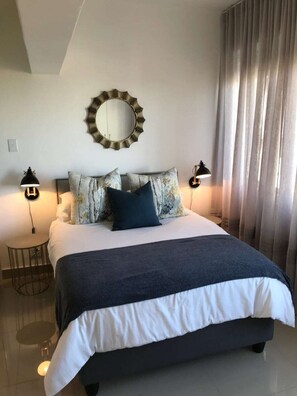 1 chambre, fer et planche à repasser, Wi-Fi, literie fournie