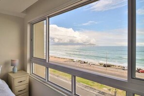 Interior - Ocean View C403 by CTHA (Cape Town)