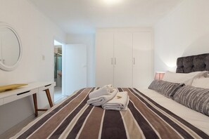 2 Schlafzimmer, Bügeleisen/Bügelbrett, WLAN, Bettwäsche