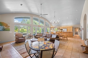 Interior - Vineyard Villa w/ Pool, Spa & Bocce Ball +Mins to Park & Dining | Lawndale Manor (Kenwood)