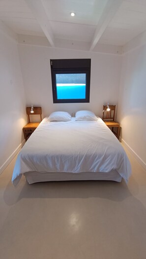 1 chambre, coffres-forts dans les chambres, fer et planche Ă repasser