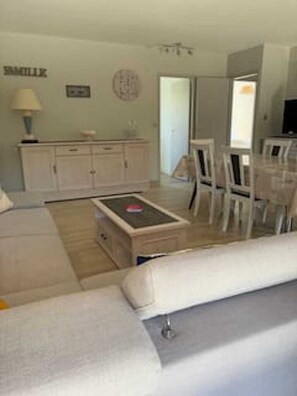 تلفزيون ذكي