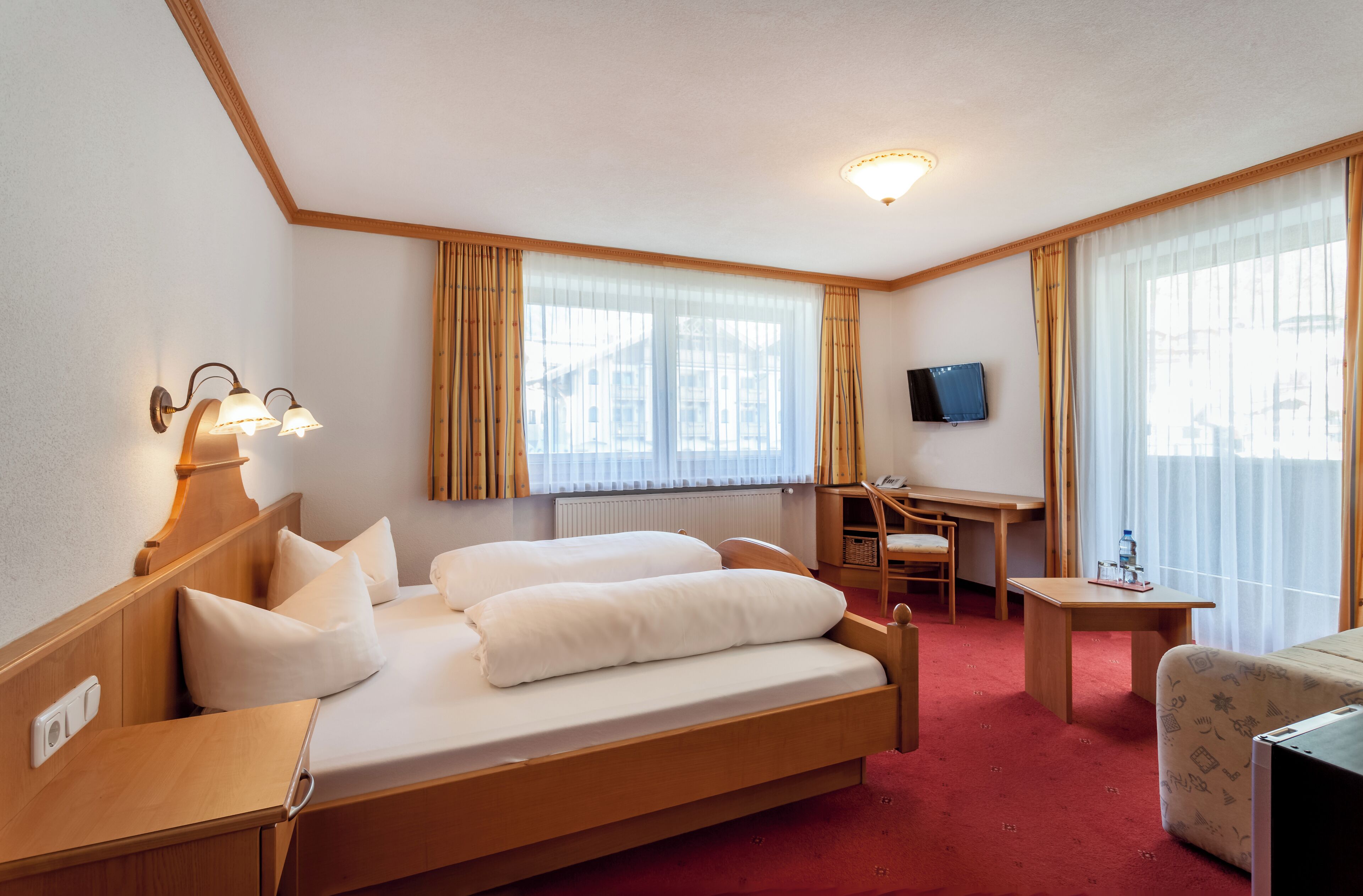 Double Room, Balcony, Mountain View | Free WiFi