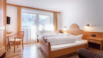 Deluxe-Apartment, Balkon, Bergblick | Kostenloses WLAN