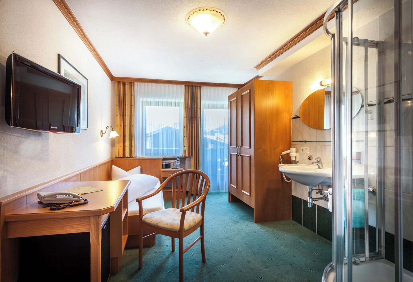 Economy Single Room, Balcony, Mountain View | Free WiFi