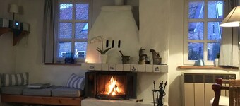 Historic vacation home Kieke Wiet with large garden and terrace near Greetsiel