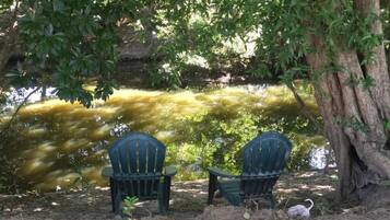 House, 2 Bedrooms, Accessible, Smoking | Garden