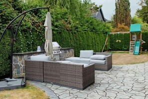 Garden - Vancouver Love Home Luxury Inn (Richmond)