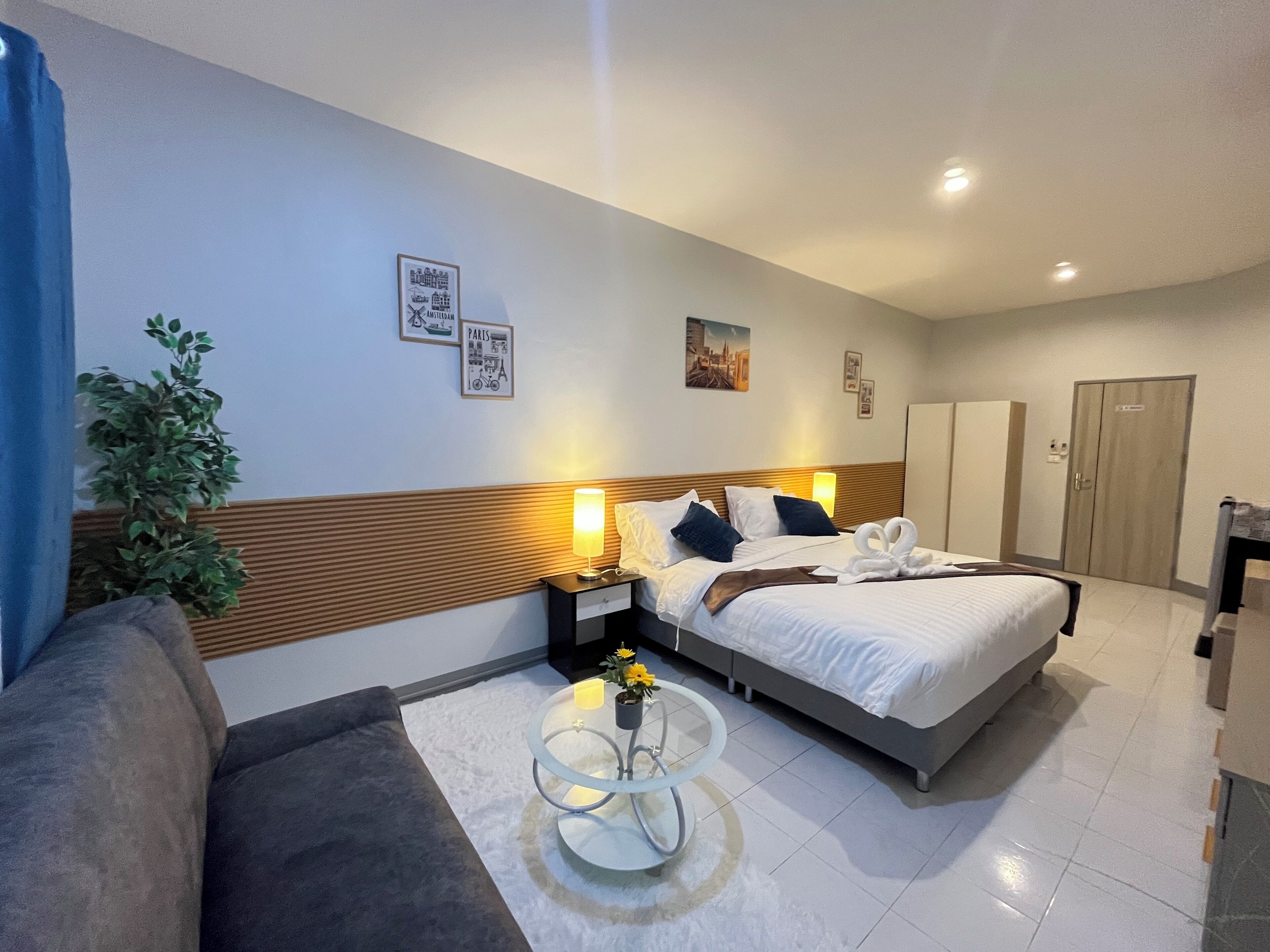 Deluxe-Doppelzimmer | Minibar, Zimmersafe, laptopgeeigneter Arbeitsplatz