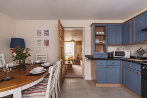 Dining - Wansfell View, Central Hawkshead with Hot Tub (Hawkshead)