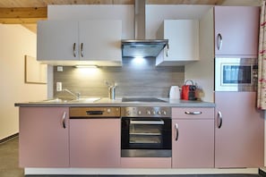 Coffee/tea maker, electric kettle, toaster - Ferienwohnung Lisa (Bad Mitterndorf)