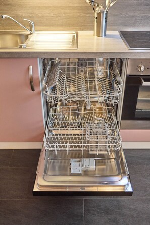 Comfort Condo, 2 Bedrooms, Pets Allowed, Garden View | Private kitchen | Coffee/tea maker, electric kettle, toaster - Ferienwohnung Lisa (Bad Mitterndorf)