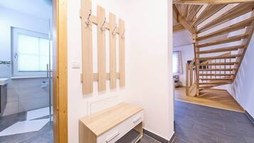 Comfort Condo, 2 Bedrooms, Pets Allowed, Garden View | Cribs/infant beds, free WiFi, bed sheets