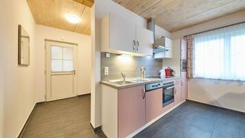 Comfort Condo, 2 Bedrooms, Pets allowed, Garden View | Private kitchen | Coffee/tea maker, electric kettle, toaster