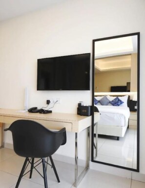 Suite, 1 cama doble | Tabla de planchar con plancha y wifi gratis