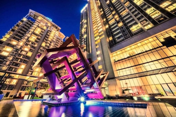 Kolam renang terbuka