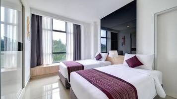 Iron/ironing board, free WiFi