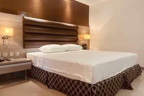 1 slaapkamer, een strijkplank/strijkijzer, wifi, beddengoed