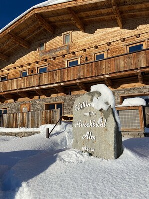 Exterior - Unique Alpine Pasture in the Zillertal Mountains (Zellberg)