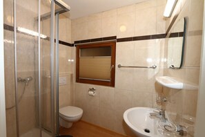 Classic-Haus, Mehrere Schlafzimmer | Badezimmer