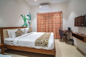 Studio Familial | Fer et planche à repasser, draps fournis