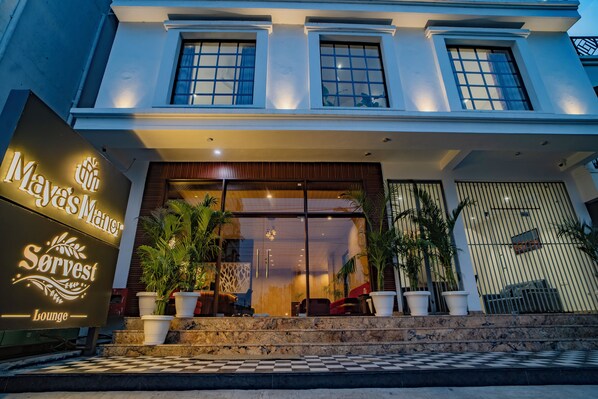 المنشأة من الخارج