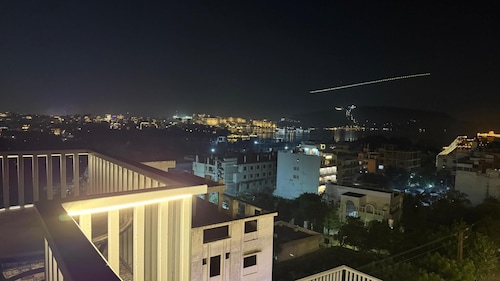 MAYAS MANOR- A Luxury Boutique Hotel