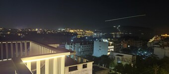 MAYAS MANOR- A Luxury Boutique Hotel