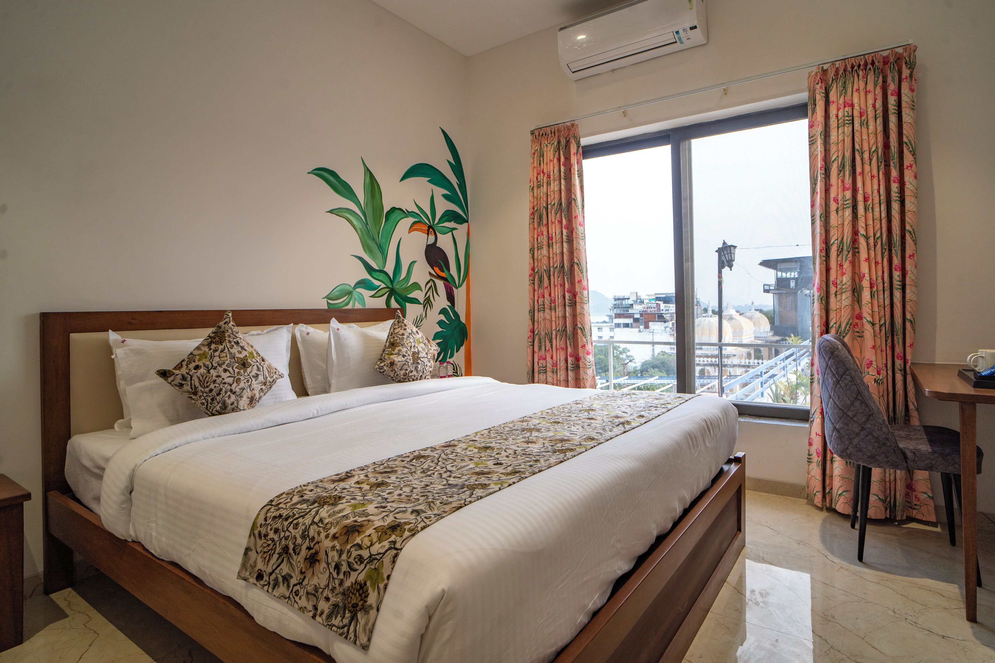 Family Studio | Soundproofing, iron/ironing board, bed sheets