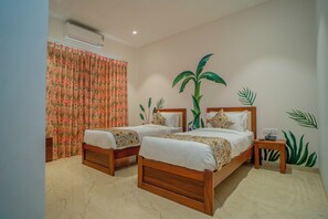Deluxe Twin Room | Iron/ironing board, bed sheets - MAYA'S MANOR - A Luxury Lake View Boutique Hotel (Udaipur)