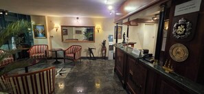 Reception - ELSA HOTEL  (Skopje)