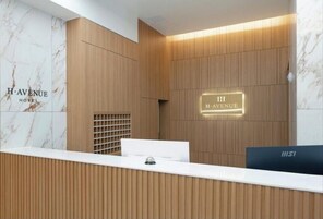 Check-in/check-out kiosk