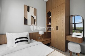 Villa, 3 chambres, balcon, vue piscine | Bureau, espace de travail pour ordinateur portable