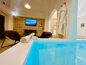 Spa - Corte Gabellone Suite with Pool, Wi-Fi & Air Conditioning (nardò)