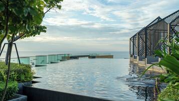 Outdoor pool, pool loungers