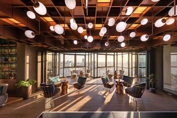 Bar (en el alojamiento)