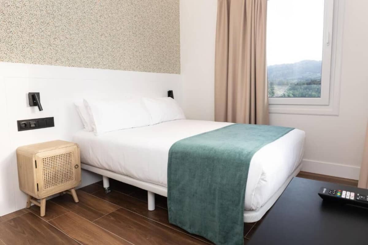 Standard Single Room | Desk, laptop workspace, free WiFi