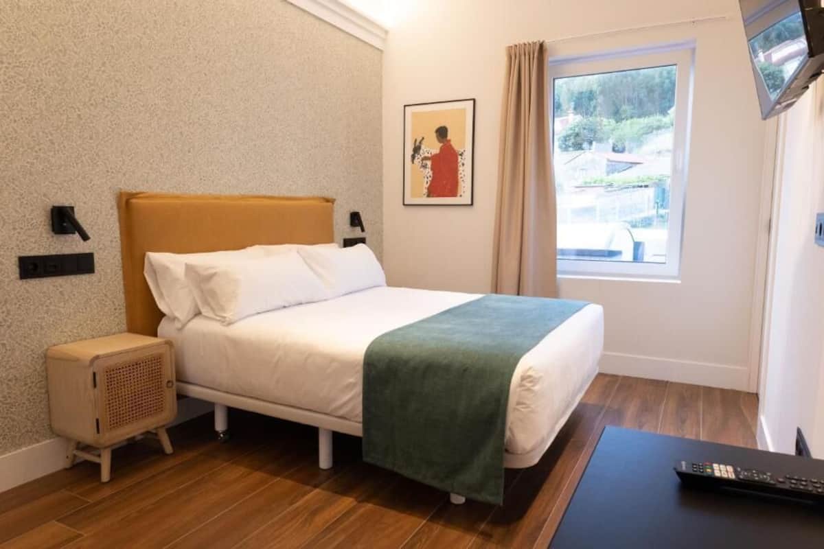 Comfort Double Room, Pool View | Desk, laptop workspace, free WiFi