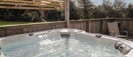 室外 SPA 浴池