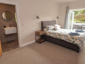 2 chambres, décor unique, ameublement unique, accès au Wi-Fi (inclus)