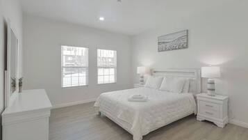 アイロン / アイロン台、WiFi、ベッドシーツ