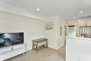 Imagen sin descripción, 3 de 19, botón