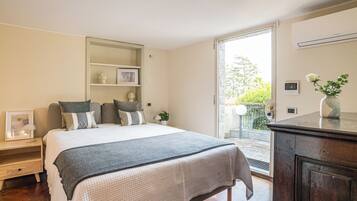 Family Apartment, 2 Bedrooms, 2 Bathrooms, Mountainside (Villa Siwaton Bellavista 1) | 2 bedrooms, iron/ironing board, free WiFi, bed sheets