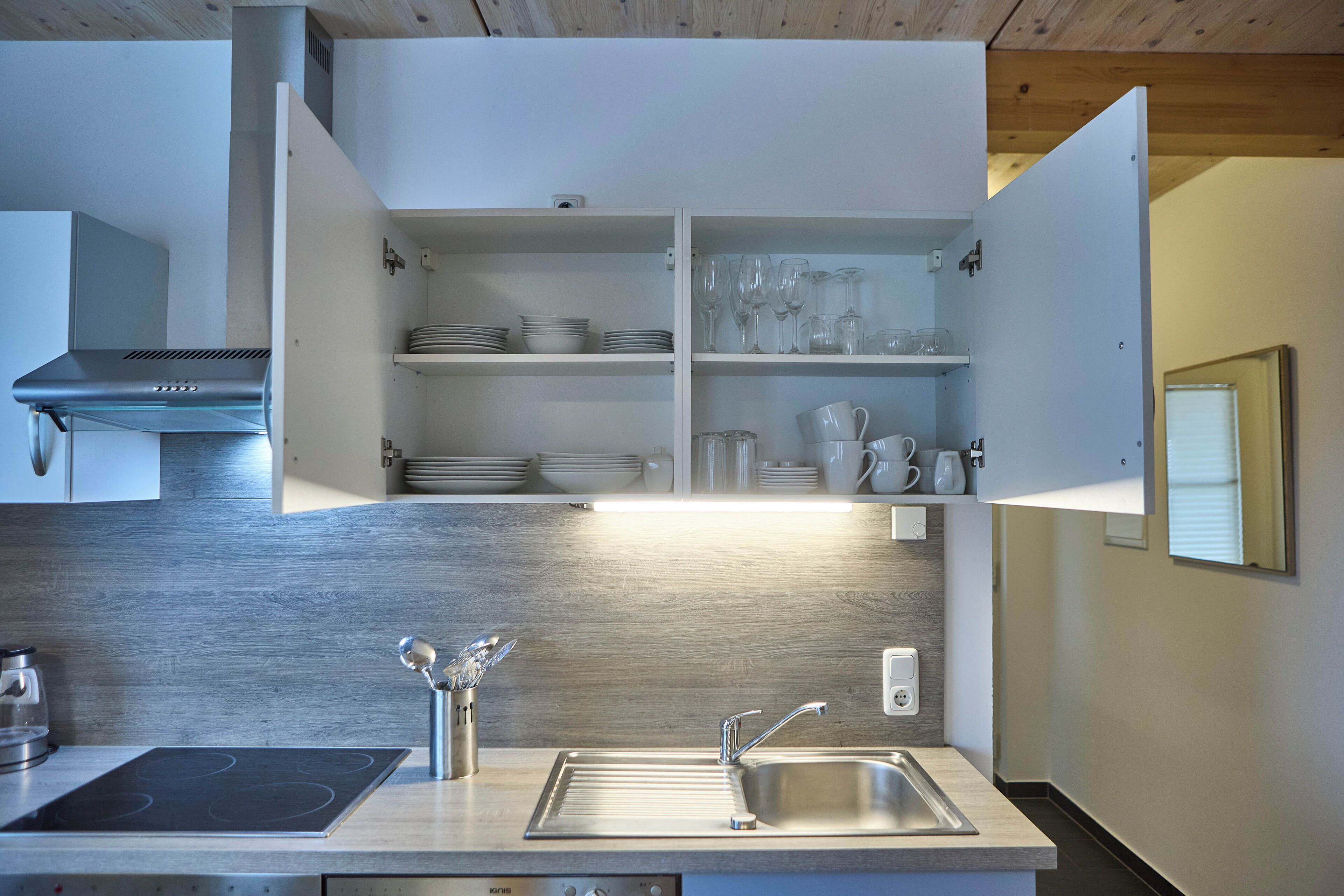 Comfort Condo, 2 Bedrooms, Pets Allowed, Garden View | Private kitchen | Coffee/tea maker, electric kettle, toaster