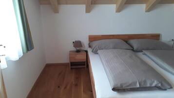 Comfort Condo, 2 Bedrooms, Pets allowed, Garden View
