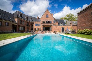 Pool - Lapostrof Luxury City Holiday Home (Ronse)